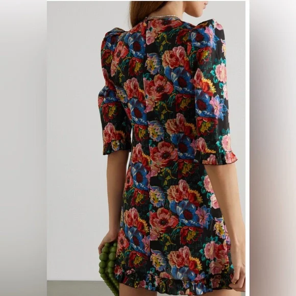 The Vampire’s Wife - Picture 2 of 5